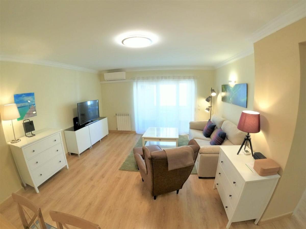 Carnaxide Modern T1 Apartment W Balcony In Carnaxide Oeiras Lisbon Екстериор снимка