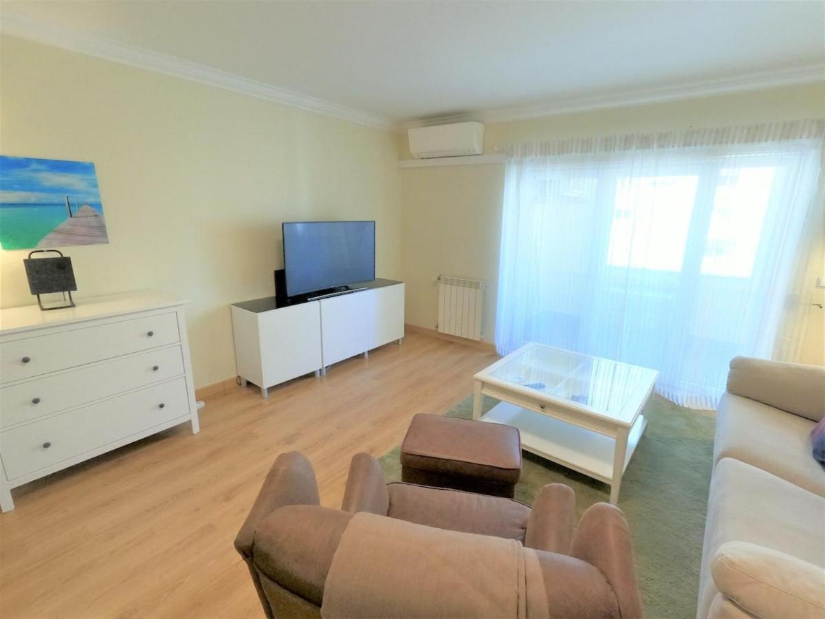 Carnaxide Modern T1 Apartment W Balcony In Carnaxide Oeiras Lisbon Екстериор снимка