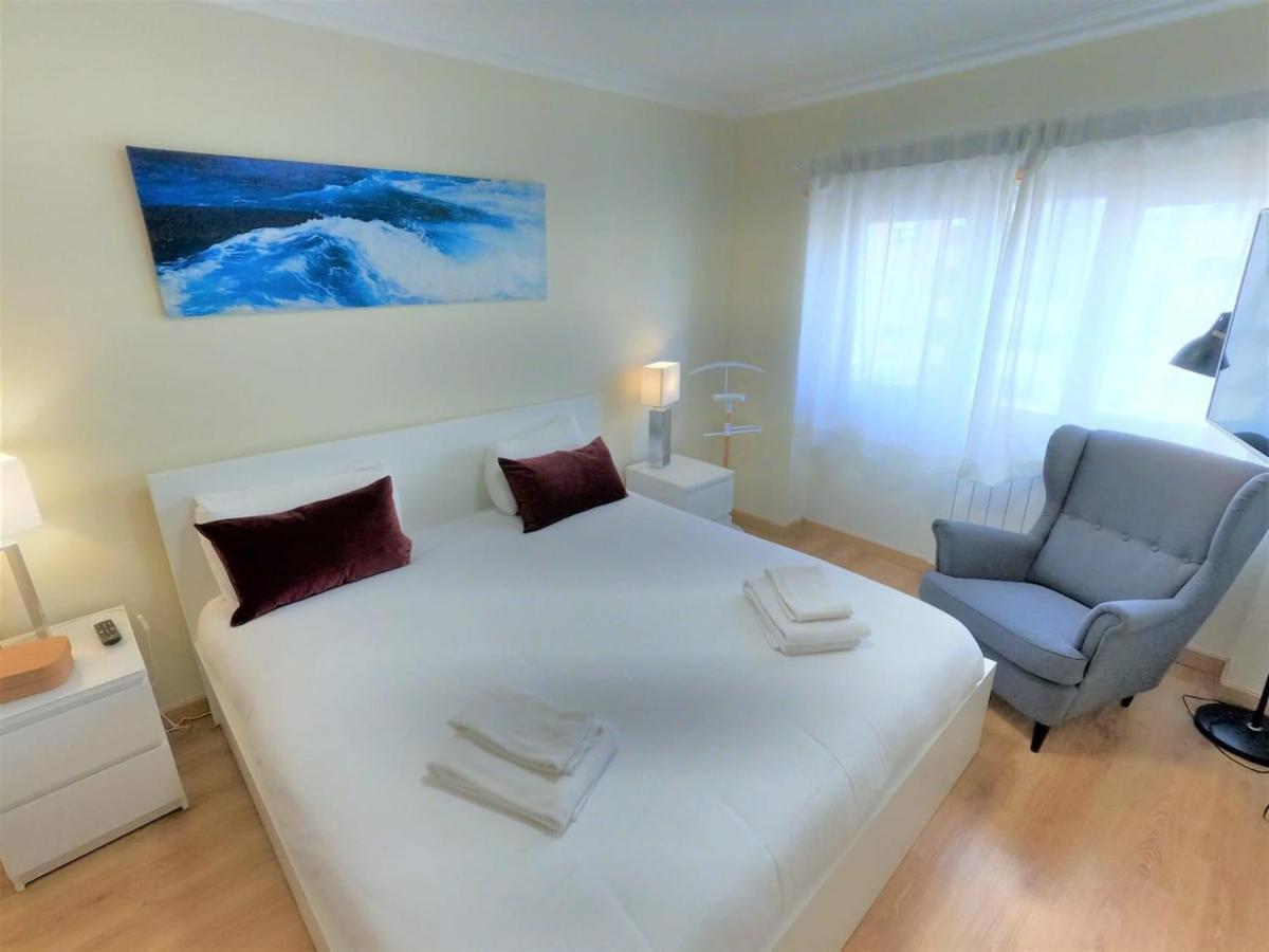 Carnaxide Modern T1 Apartment W Balcony In Carnaxide Oeiras Lisbon Екстериор снимка