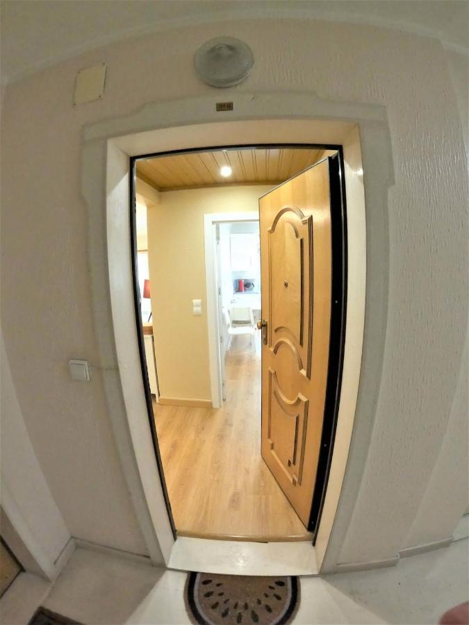 Carnaxide Modern T1 Apartment W Balcony In Carnaxide Oeiras Lisbon Екстериор снимка